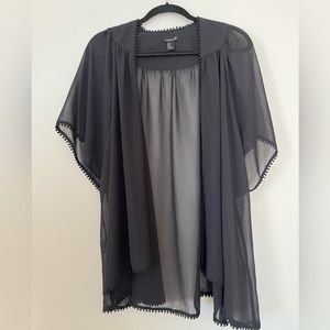 Forever 21 Black Short Sleeve Kimono Cardigan